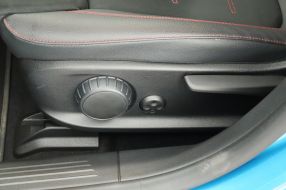 Mercedes-Benz CLA - 2024