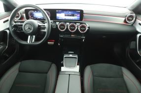 Mercedes-Benz CLA - 2024