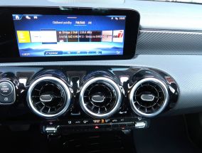 Mercedes-Benz CLA - 2024