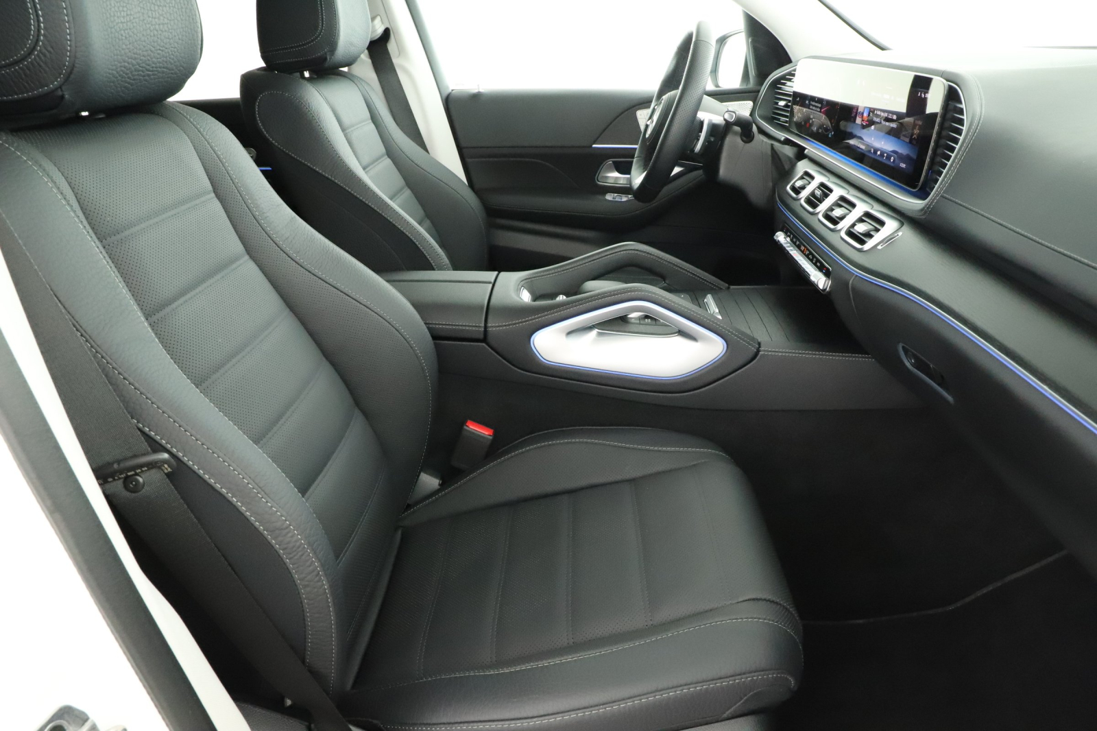 Mercedes-Benz GLS - 2024