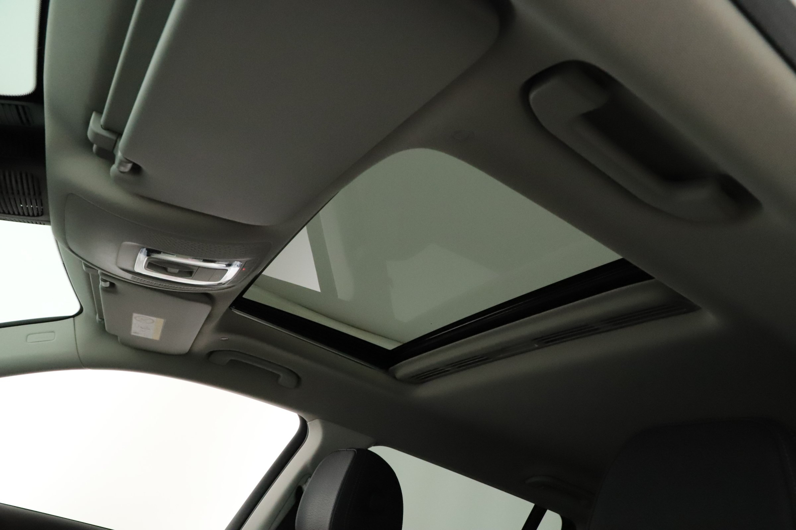 Mercedes-Benz GLS - 2024