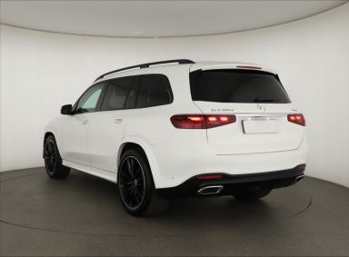 Mercedes-Benz GLS - 2024