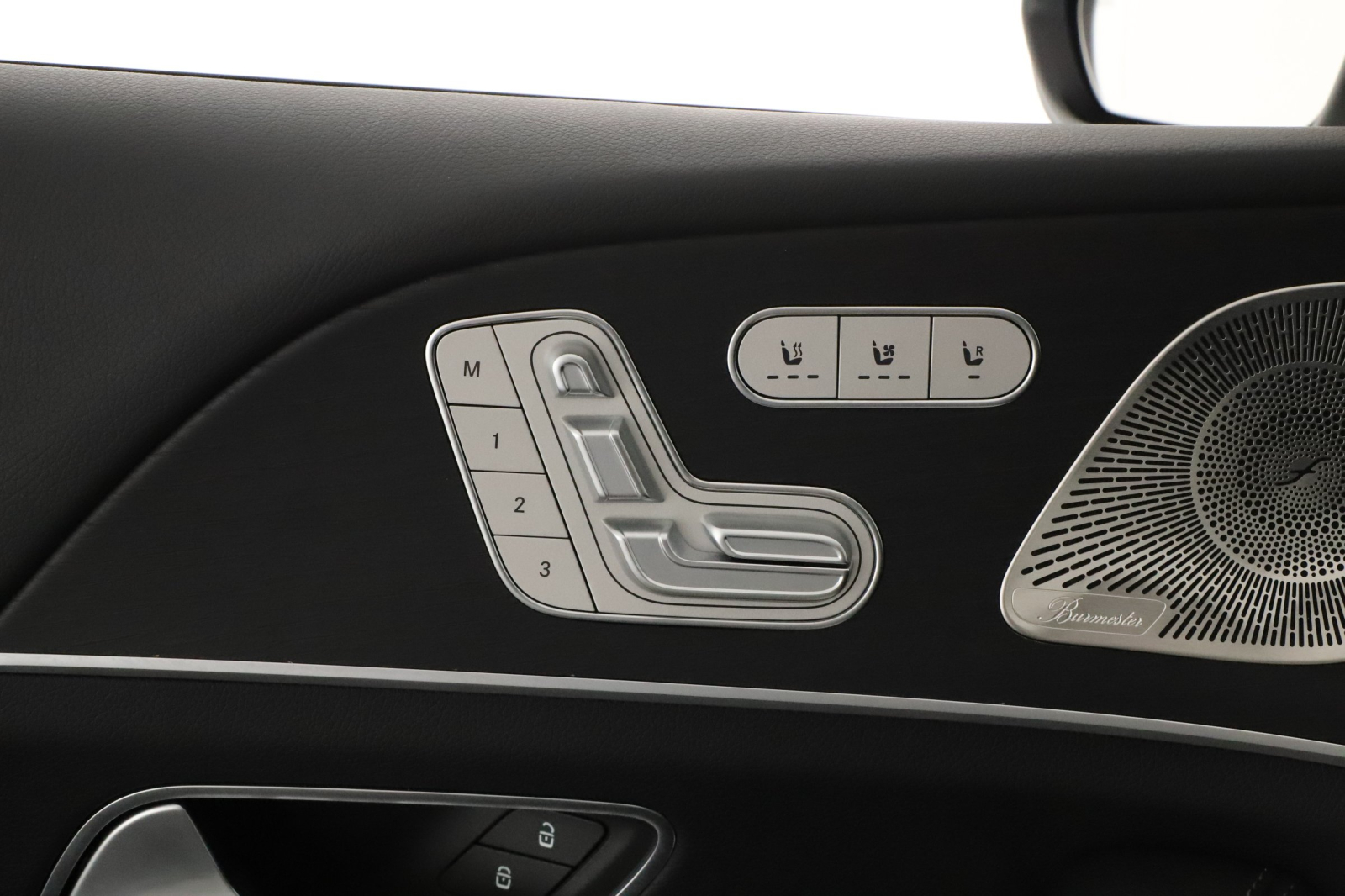 Mercedes-Benz GLS - 2024