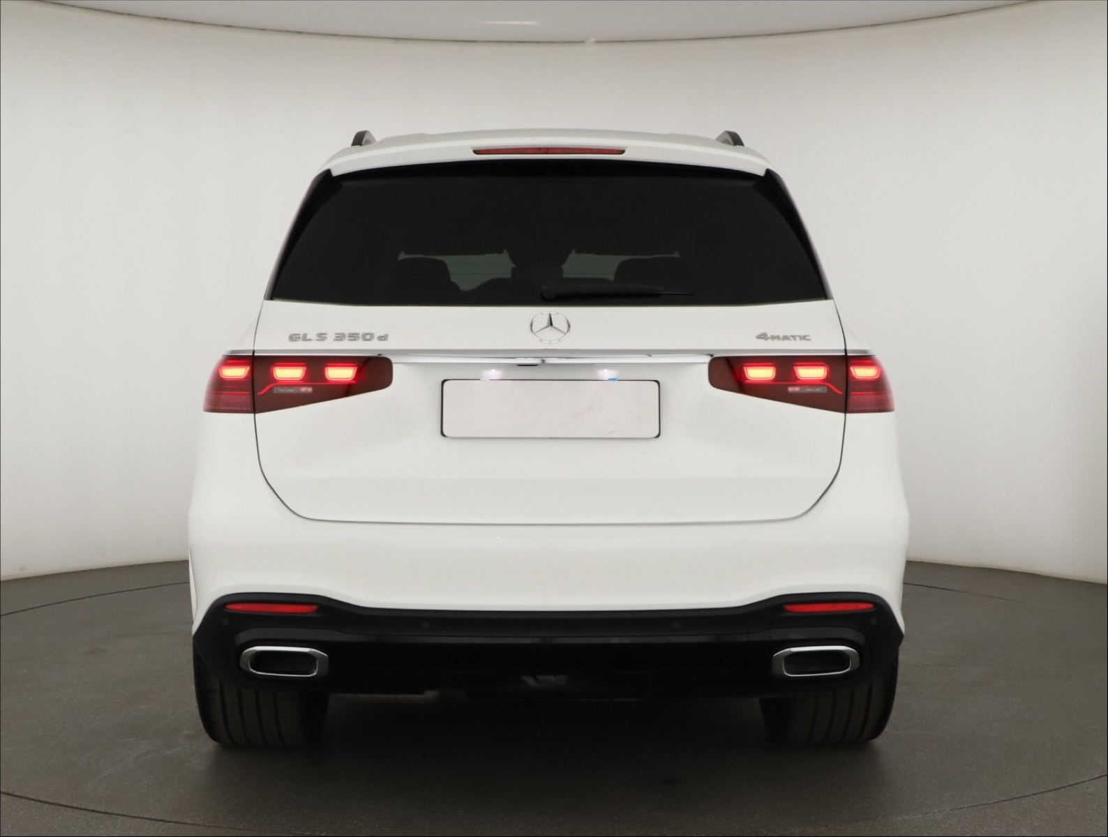 Mercedes-Benz GLS - 2024