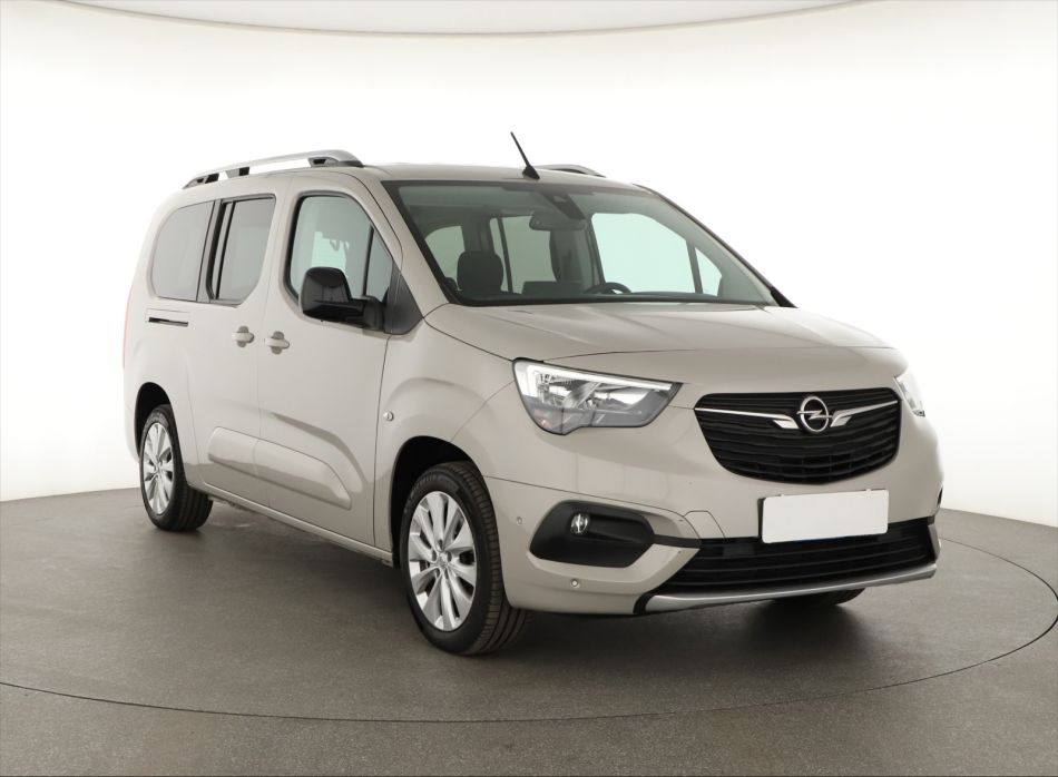 Opel Combo - 2022