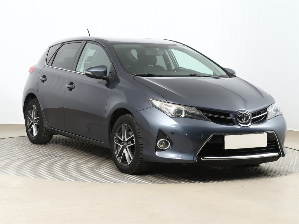 Toyota Auris, 2014, 1.6 Valvematic, 97kW