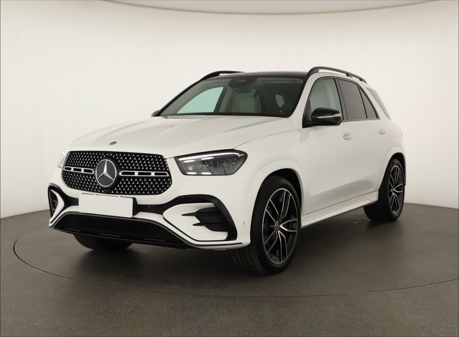 Mercedes-Benz GLE - 2024