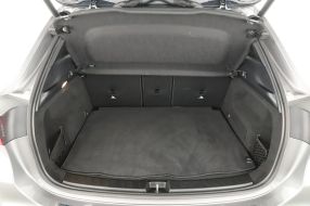 Mercedes-Benz GLA - 2024