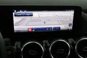 Mercedes-Benz GLA - 2024