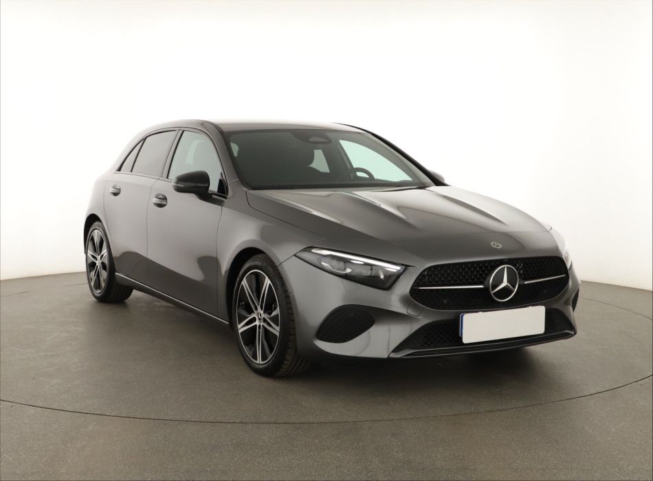 Mercedes-Benz A - 2024