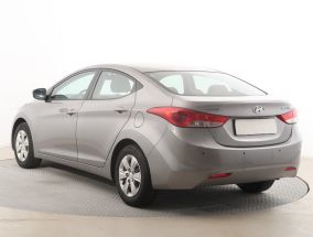 Hyundai Elantra - 2012