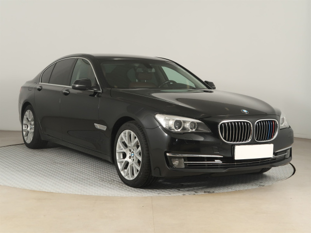 BMW 7 2012