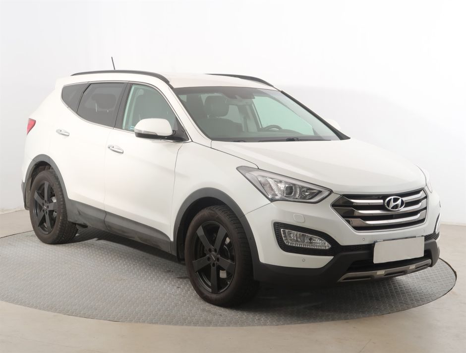 Hyundai Santa Fe - 2015