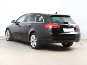 Opel Insignia - 2012