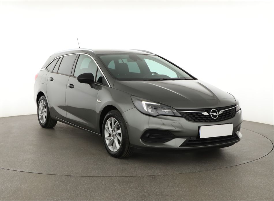 Opel Astra - 2022