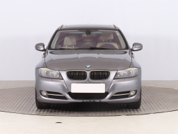 BMW 3 2011