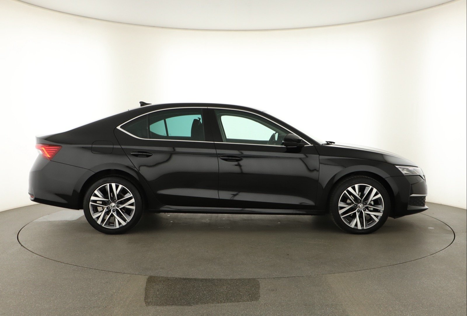 Škoda Octavia - 2024