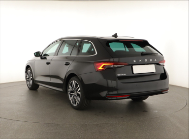 Škoda Octavia - 2024