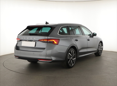 Škoda Octavia - 2024