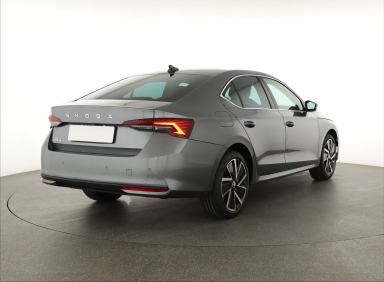 Škoda Octavia - 2024