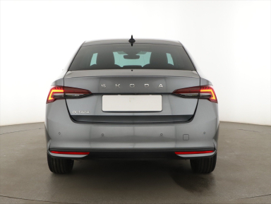 Škoda Octavia - 2024