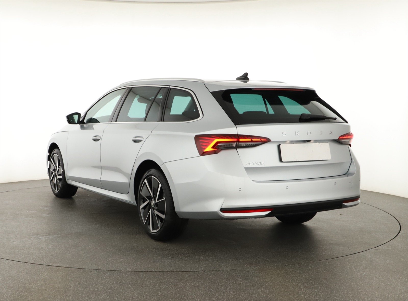 Škoda Octavia - 2024
