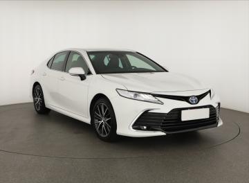 Toyota Camry, 2023