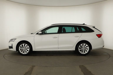 Škoda Octavia - 2024