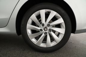 Škoda Octavia - 2024