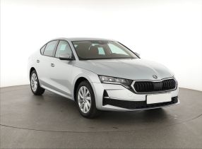 Škoda Octavia - 2024