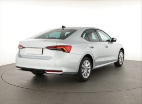 Škoda Octavia - 2024