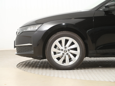 Škoda Octavia - 2024