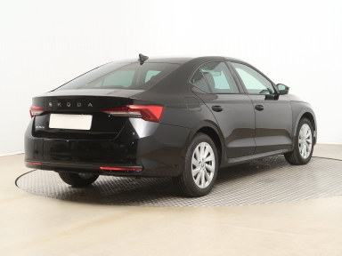 Škoda Octavia - 2024