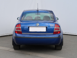 Škoda Superb 2008