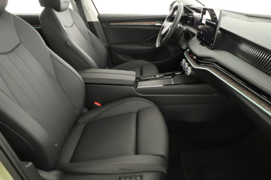 Škoda Superb - 2024