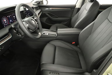Škoda Superb - 2024