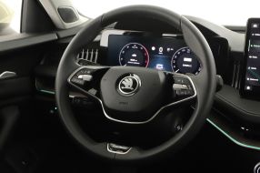 Škoda Superb - 2024
