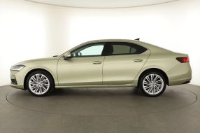 Škoda Superb - 2024