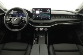 Škoda Superb - 2024