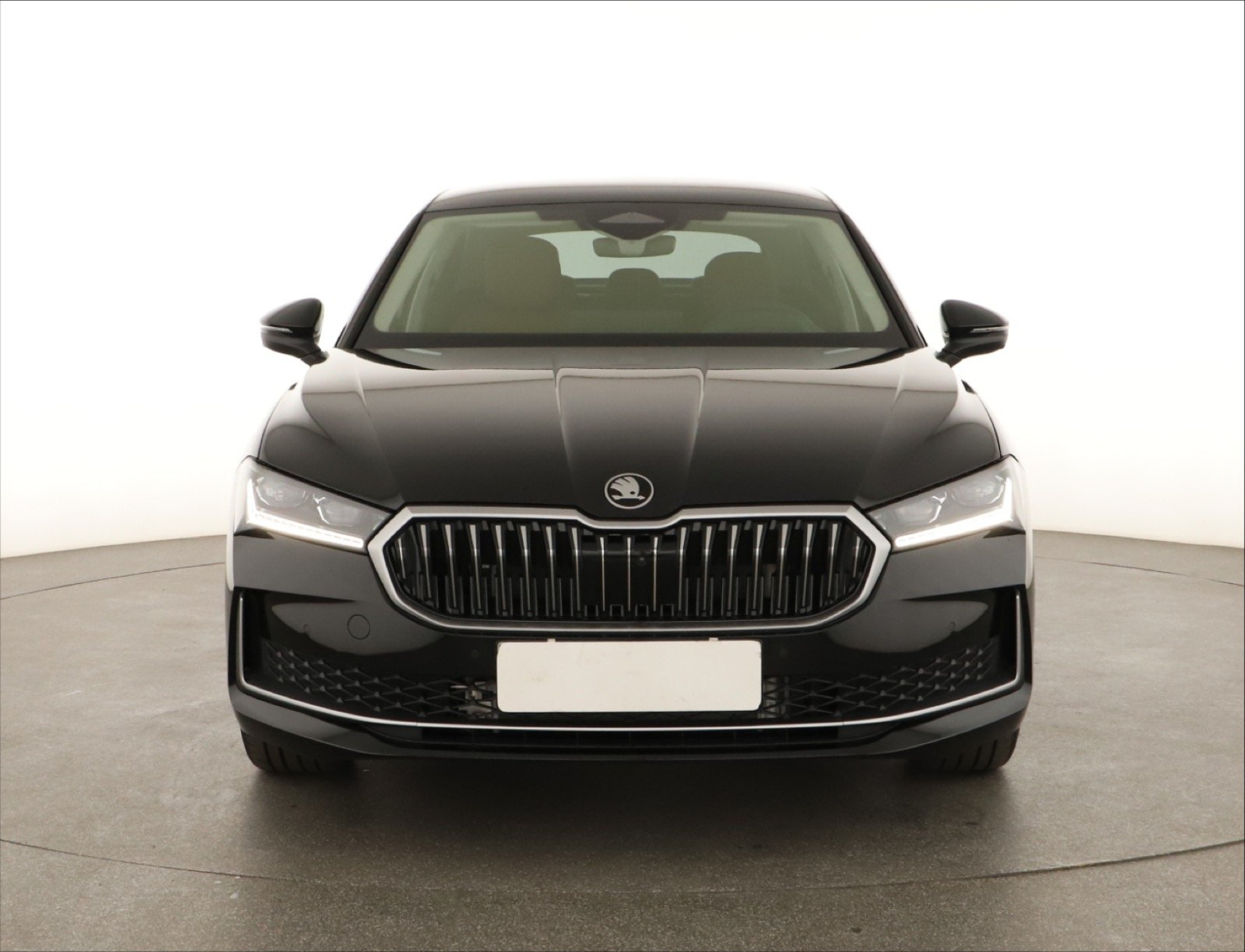 Škoda Superb - 2024