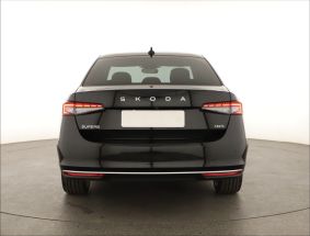 Škoda Superb - 2024