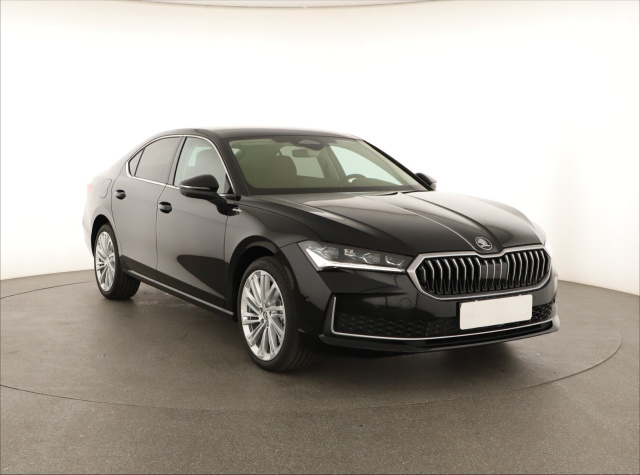 Škoda Superb 2024