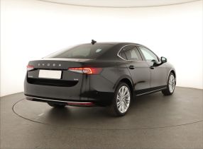 Škoda Superb - 2024
