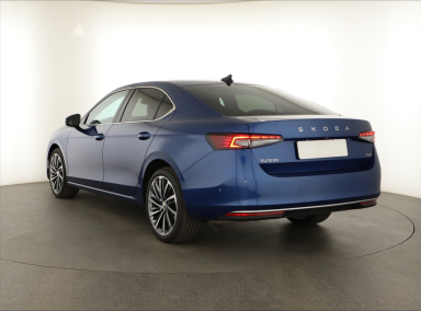 Škoda Superb - 2024