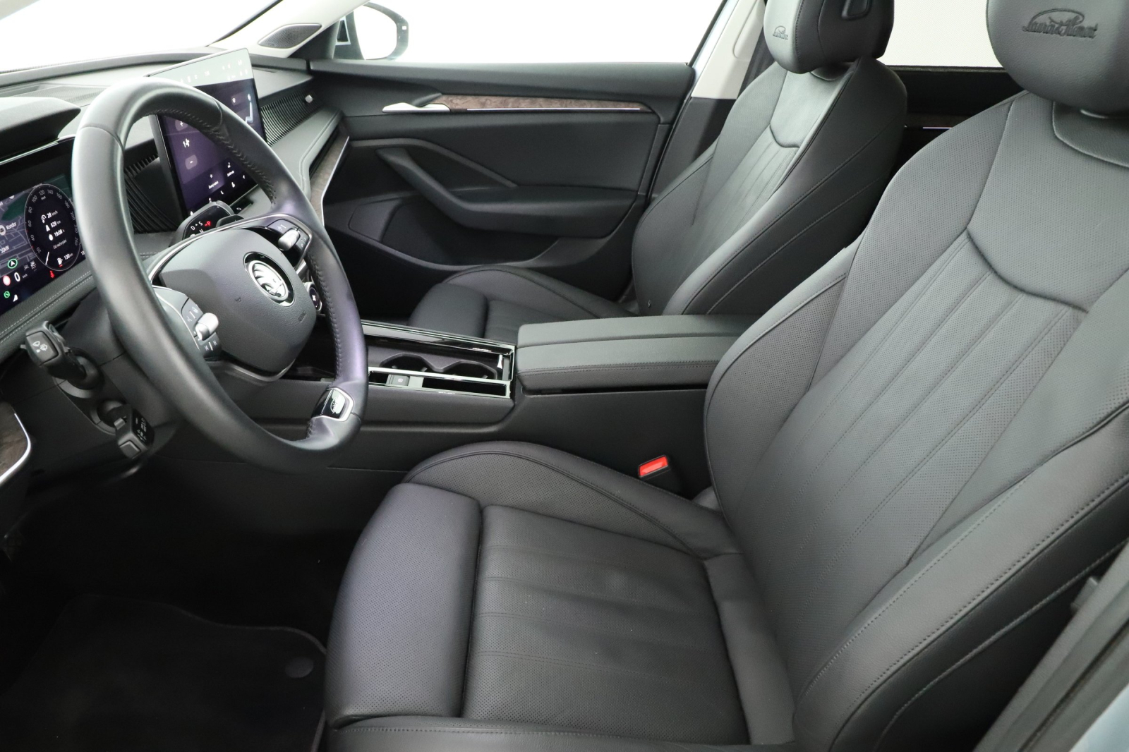 Škoda Superb - 2024