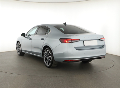 Škoda Superb - 2024