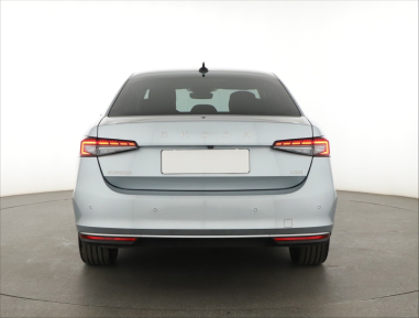 Škoda Superb - 2024