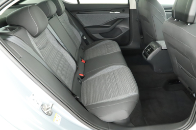 Škoda Superb - 2024