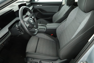 Škoda Superb - 2024