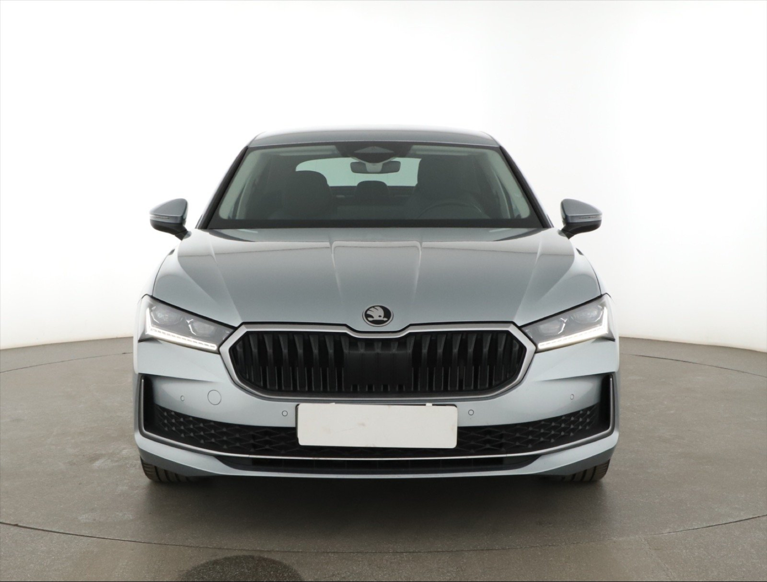 Škoda Superb - 2024